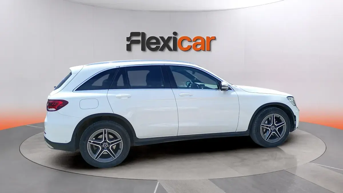 Usado Mercedes GLC200 163 CV (119 kW) 2022 Blanco SUV