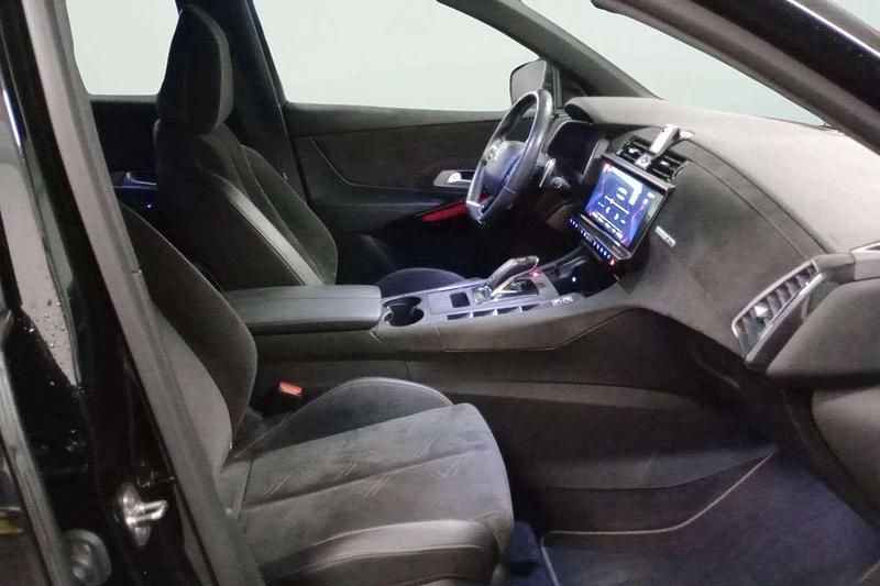 Usado DS Automobiles DS7 Crossback Chic 177 CV (130 kW) 2020 Negro SUV