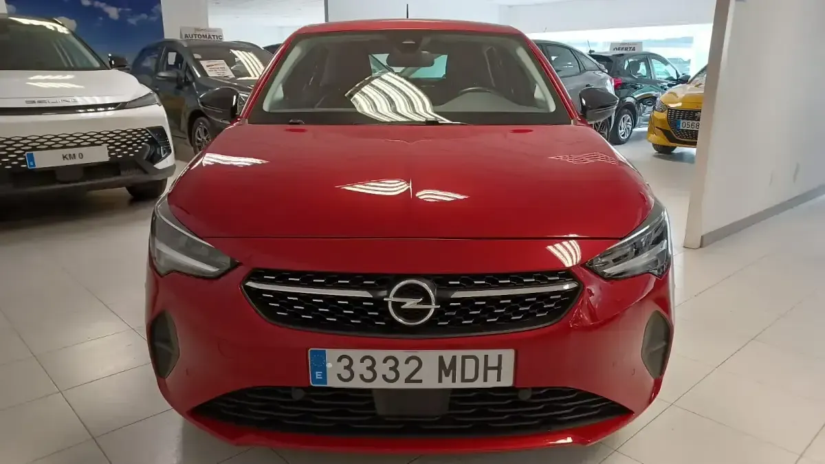 Usado Opel Corsa Elegance 100 CV (73 kW) 2023 Otro Utilitario