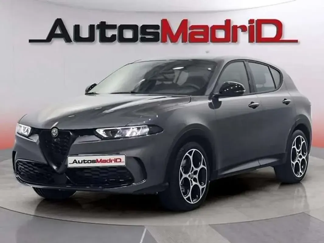Usado Alfa Romeo Tonale Sprint 131 CV (96 kW) 2024 Gris SUV