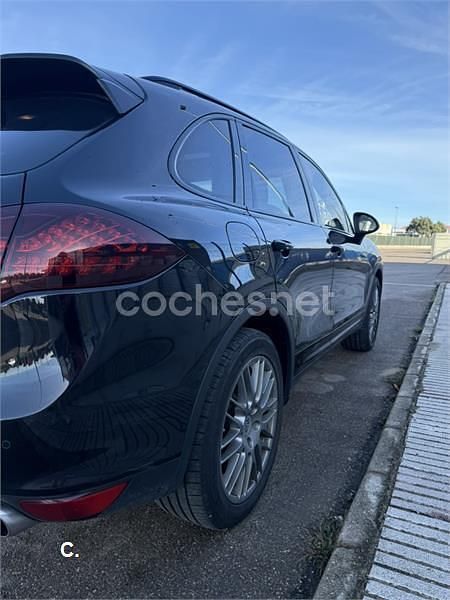 Usado Porsche Cayenne 400 CV (294 kW) 2013 Negro SUV