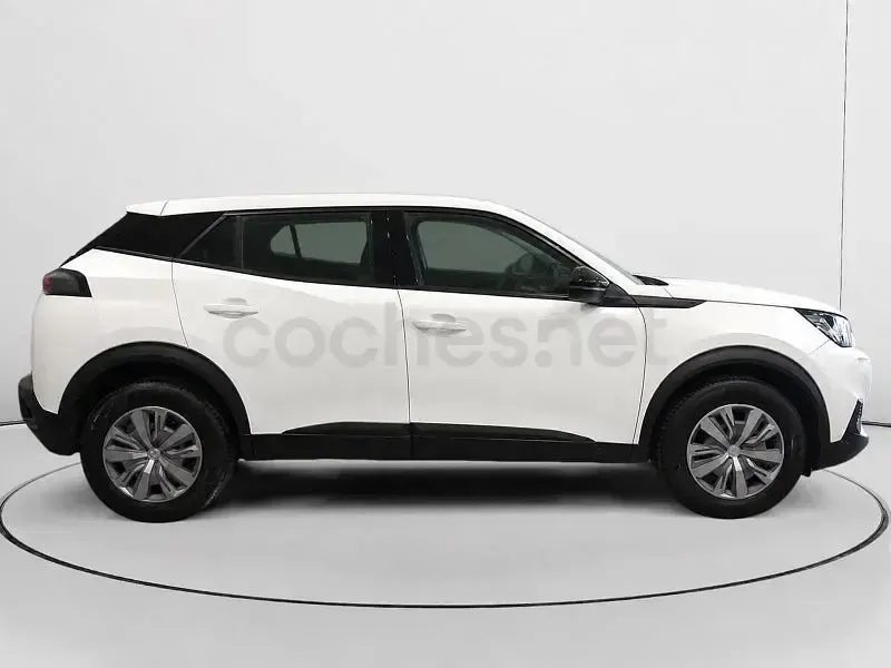Usado Peugeot 2008 Active 110 CV (80 kW) 2022 Blanco SUV