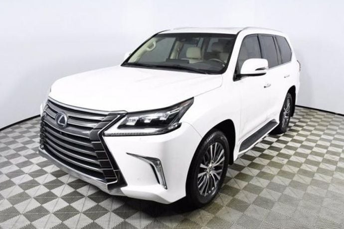 Usado Lexus LX570 Luxury Line 384 CV (282 kW) 2017 Blanco SUV