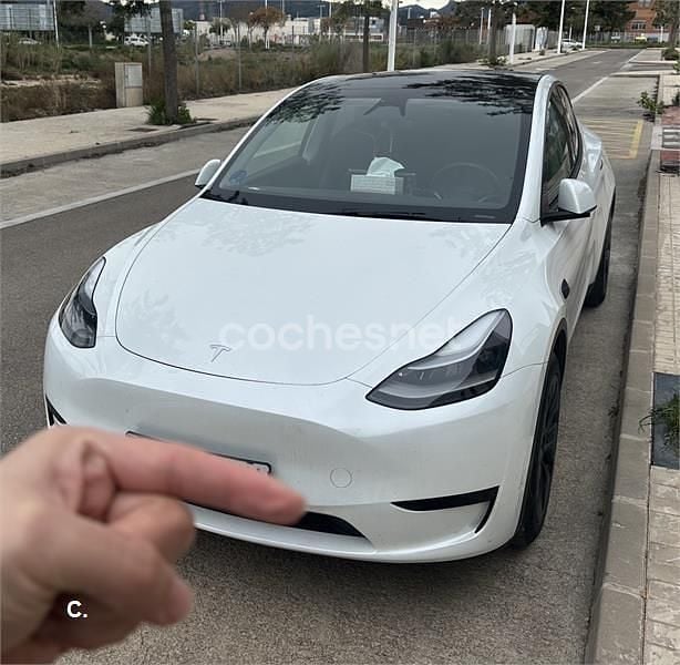 Eléctrico Usado 2024 Tesla Model Y RWD SUV | 33.500 € (Precio justo) - Imagen 1/2