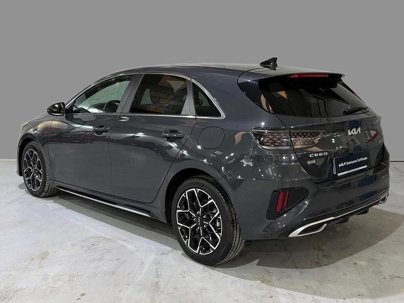 Usado Kia Ceed GT GT-Line 140 CV (102 kW) 2024 Otro Berlina