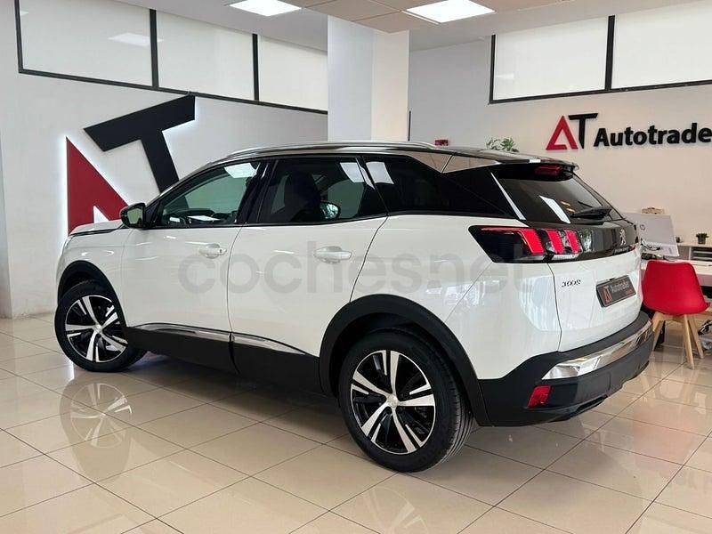 Usado Peugeot 3008 Active 130 CV (95 kW) 2018 Blanco SUV