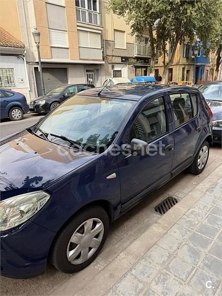 Azul Usado 2009 Dacia Sandero Ambiance Berlina | 3300 € (Super precio) - Imagen 1/4