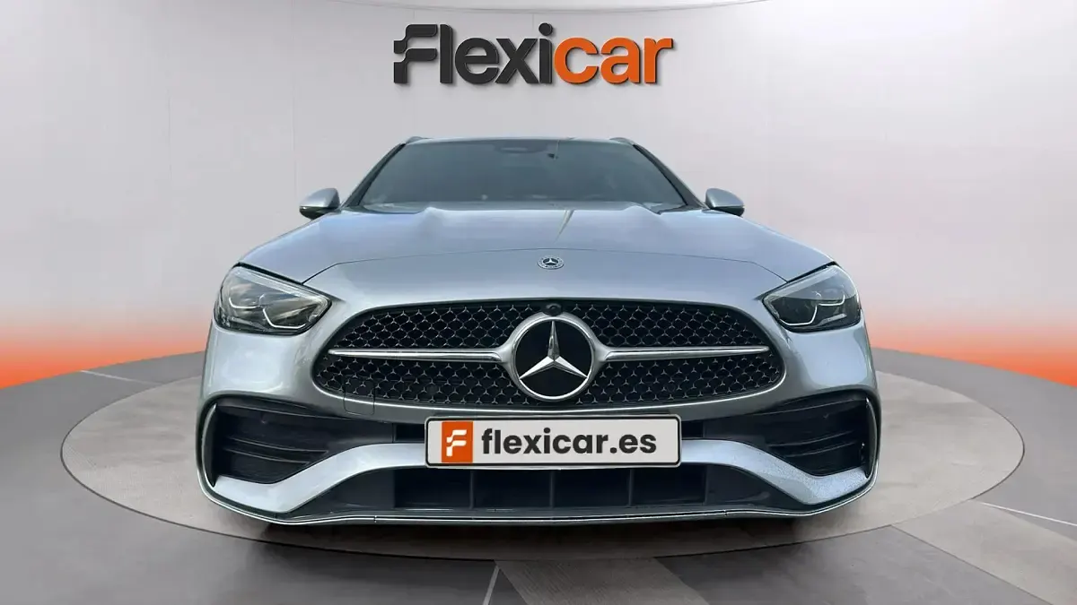 Usado Mercedes C180 170 CV (125 kW) 2023 Gris Familiar