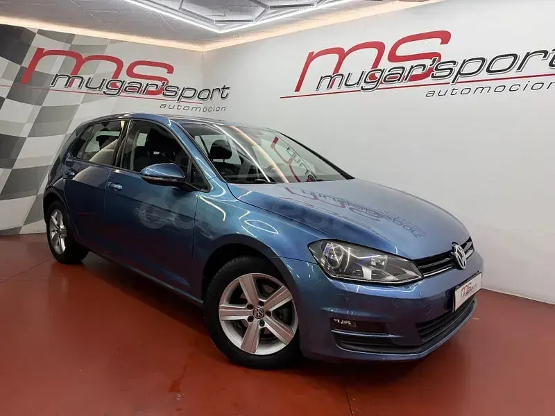 Usado VW Golf VII Advance 105 CV (77 kW) 2014 Azul Berlina