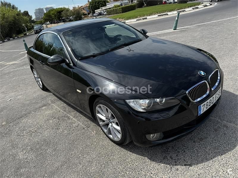 Usado BMW 330 Cabriolet 231 CV (169 kW) 2007 Negro Descapotable