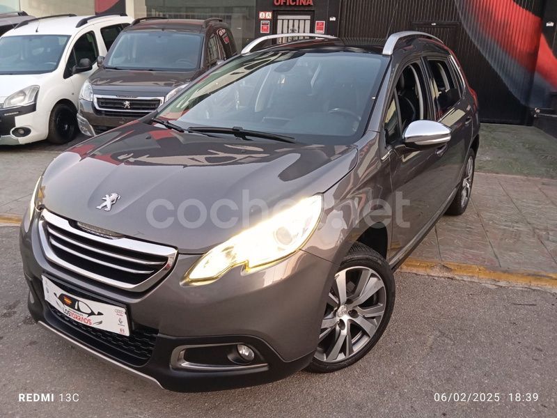 Gris / plata Usado 2015 Peugeot 2008 Allure SUV | 9999 € (Precio justo) - Imagen 1/4