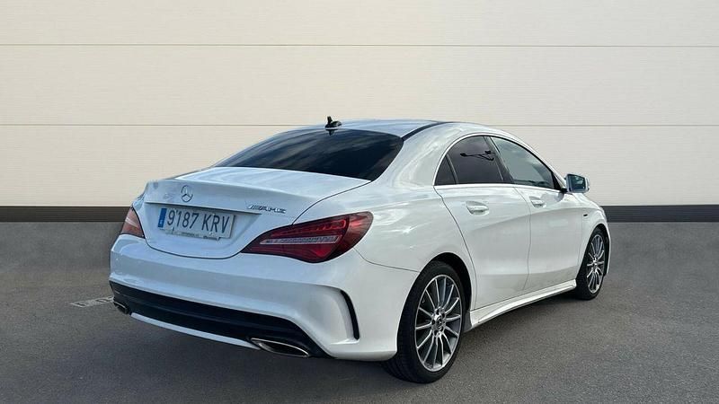 Usado Mercedes CLA200 AMG line 156 CV (114 kW) 2018 Blanco Berlina