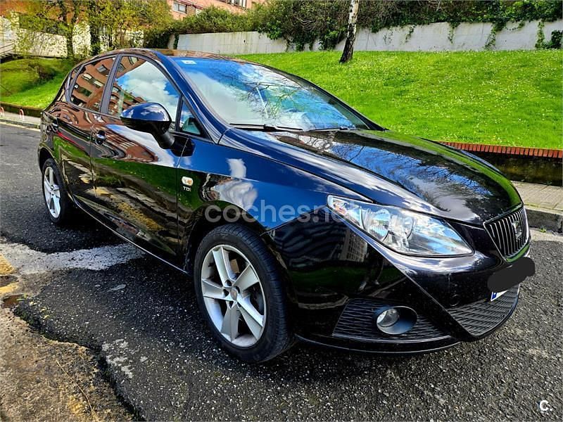 Usado Seat Ibiza Sport 105 CV (77 kW) 2011 Negro Berlina