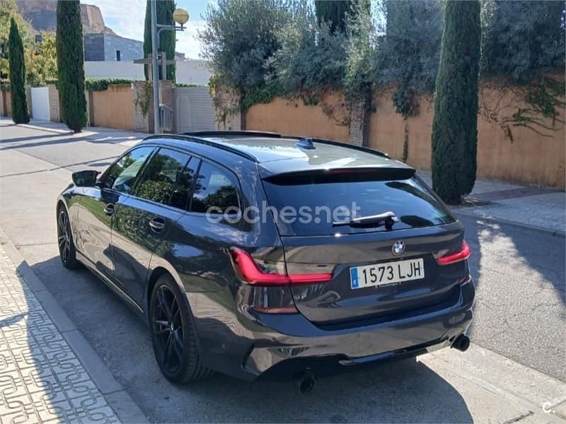 Gris / plata Usado 2020 BMW 330 Familiar | 29.990 € (Precio justo) - Imagen 1/4