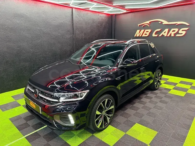 Usado VW T-Roc R-line 150 CV (110 kW) 2023 Negro SUV