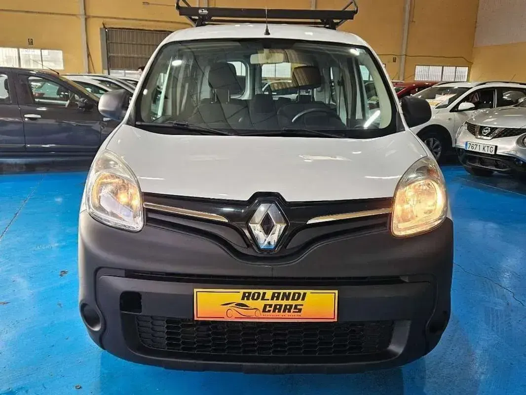 Usado Renault Kangoo LIMITED 90 CV (66 kW) 2019 Blanco Monovolumen
