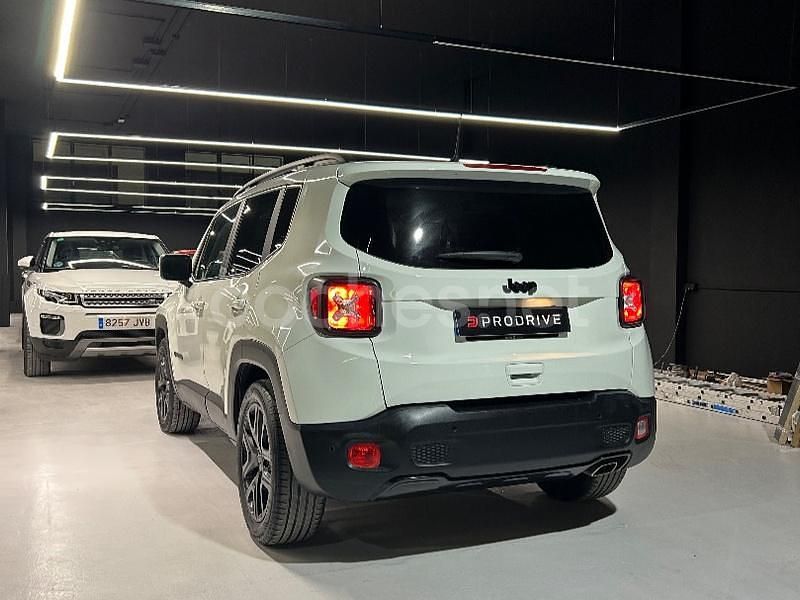 Usado Jeep Renegade Night Eagle 120 CV (88 kW) 2022 Blanco SUV