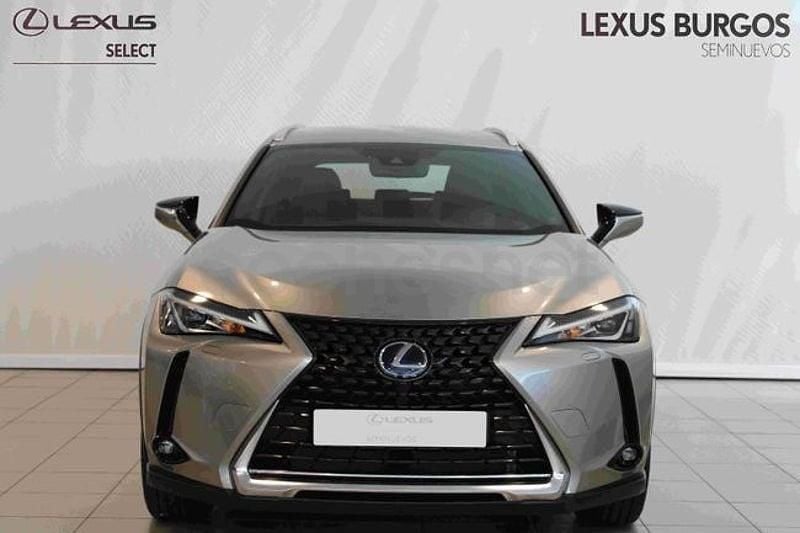 Usado Lexus UX Business Edition 184 CV (135 kW) 2022 Gris / plata SUV