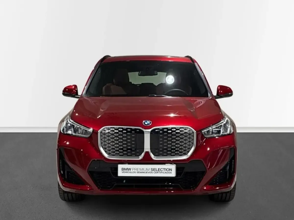 Nuevo BMW iX1 Luxury Line 150 kW (204 CV) 2026 Rojo SUV