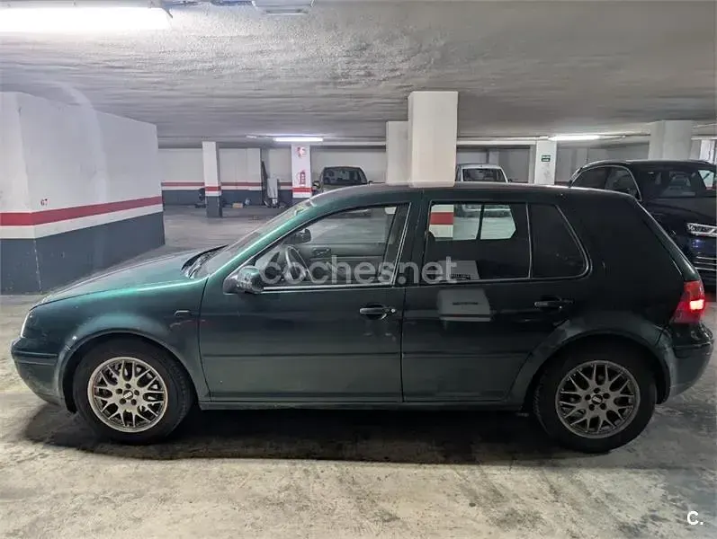Usado VW Golf IV Highline 115 CV (84 kW) 2001 Verde Berlina