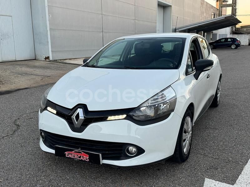 Blanco Usado 2014 Renault Clio III Collection Berlina | 5700 € - Imagen 1/4