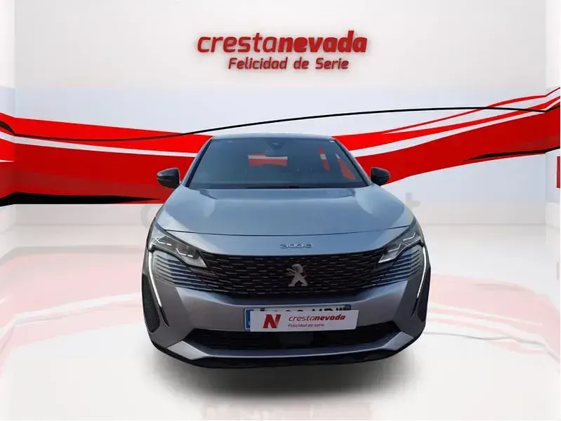 Usado Peugeot 3008 Allure 130 CV (95 kW) 2024 Gris / plata SUV