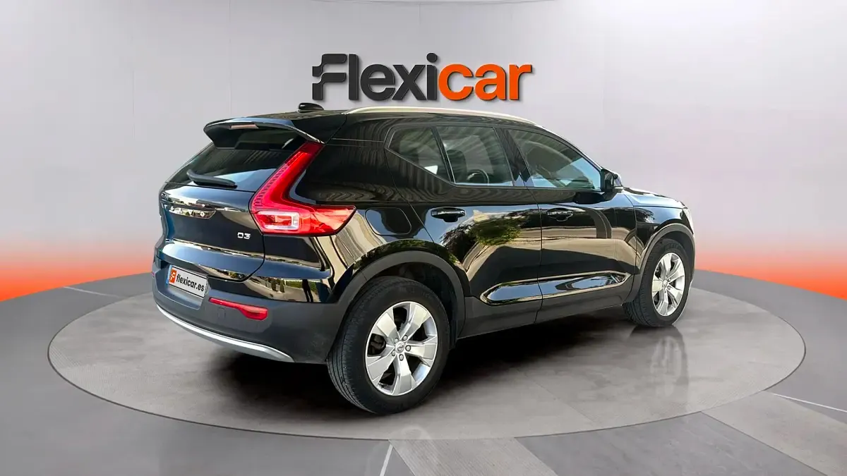 Usado Volvo XC40 150 CV (110 kW) 2020 Negro SUV