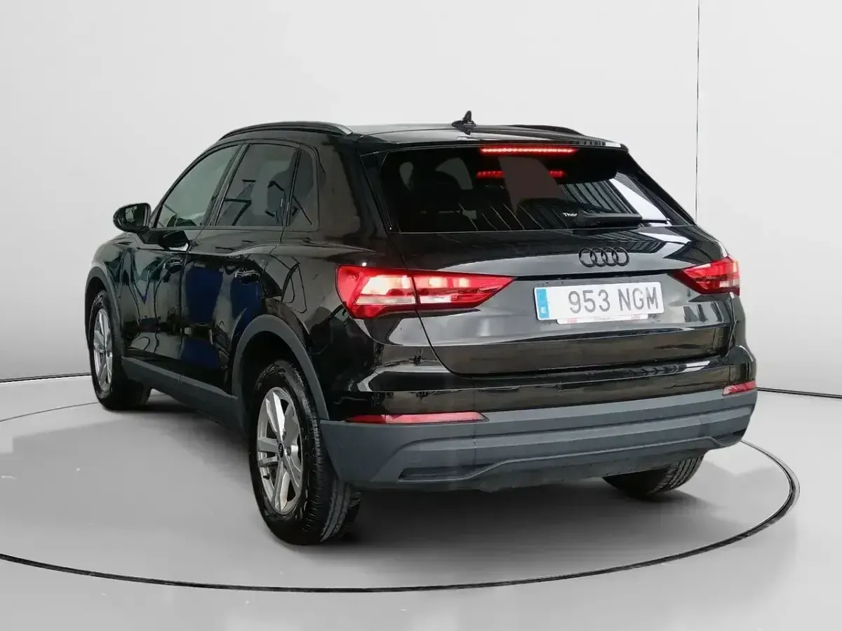 Usado Audi Q3 150 CV (110 kW) 2021 Negro SUV