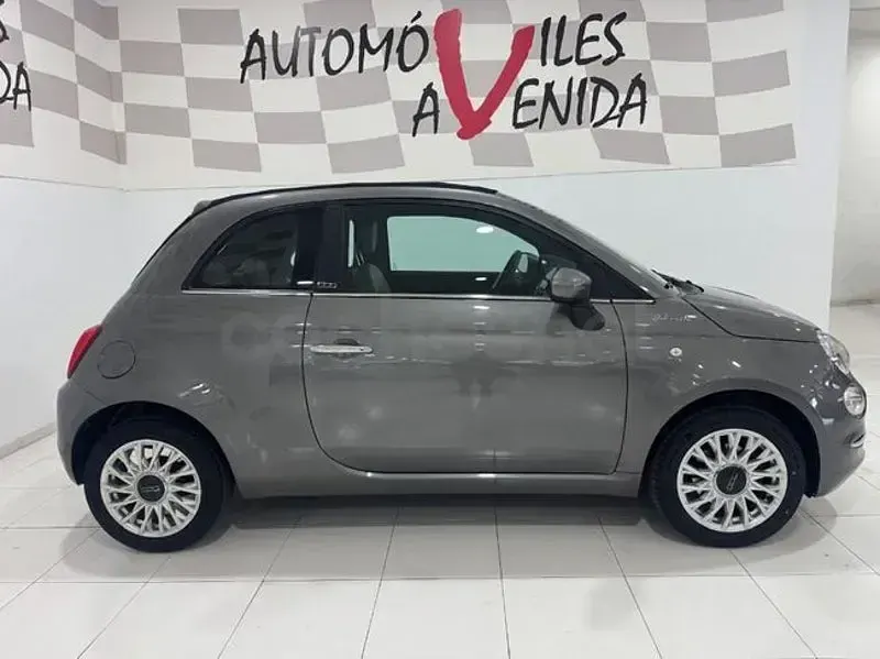 Usado Fiat 500C Dolcevita 70 CV (51 kW) 2022 Gris / plata Descapotable