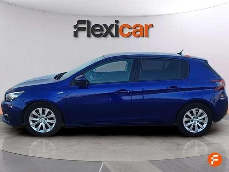 Usado Peugeot 308 SW Allure 131 CV (96 kW) 2020 Azul Familiar