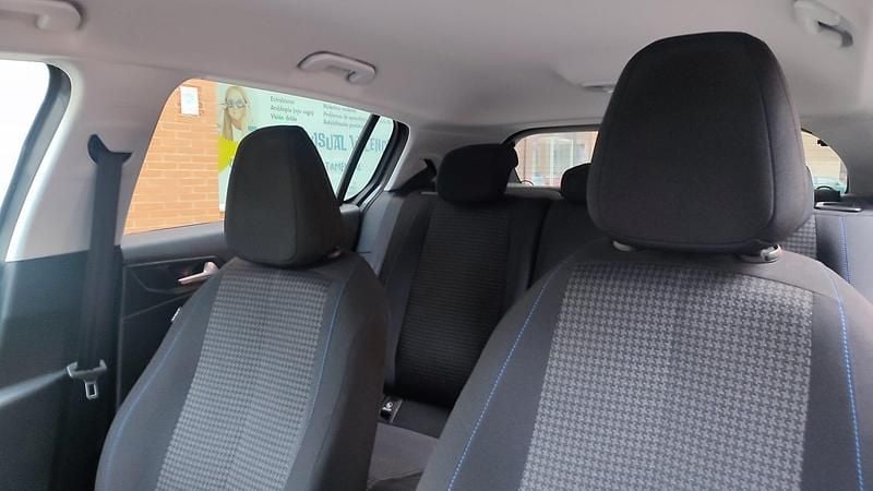 Usado Peugeot 308 Access 131 CV (96 kW) 2020 Gris Utilitario