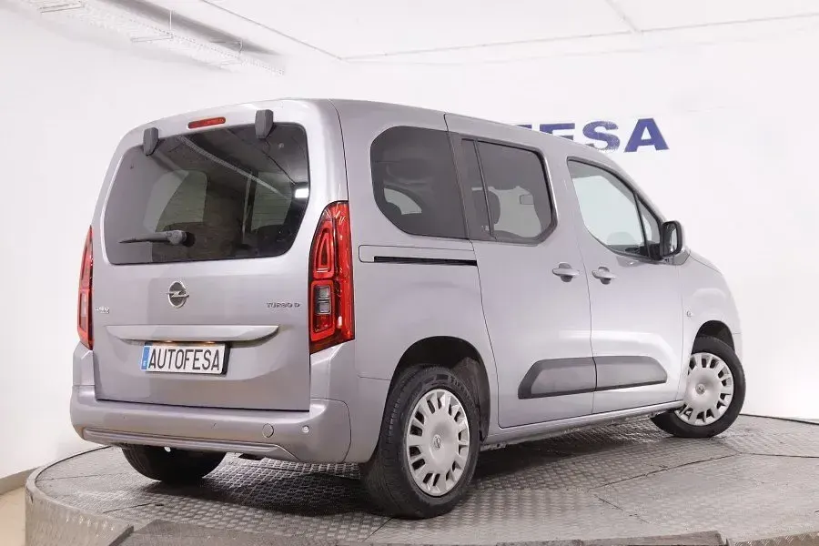 Usado Opel Combo Selective 100 CV (73 kW) 2019 Gris titanio Monovolumen