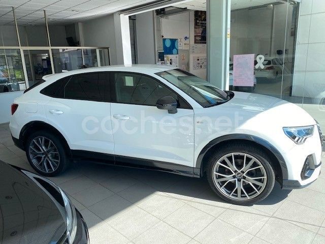 Blanco Usado 2021 Audi Q3 Sportback SUV | 32.900 € (Precio justo) - Imagen 1/4