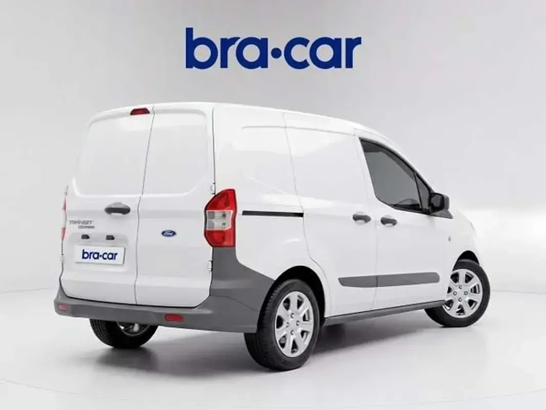 Usado Ford Transit Courier Trend 101 CV (74 kW) 2022 Blanco Van