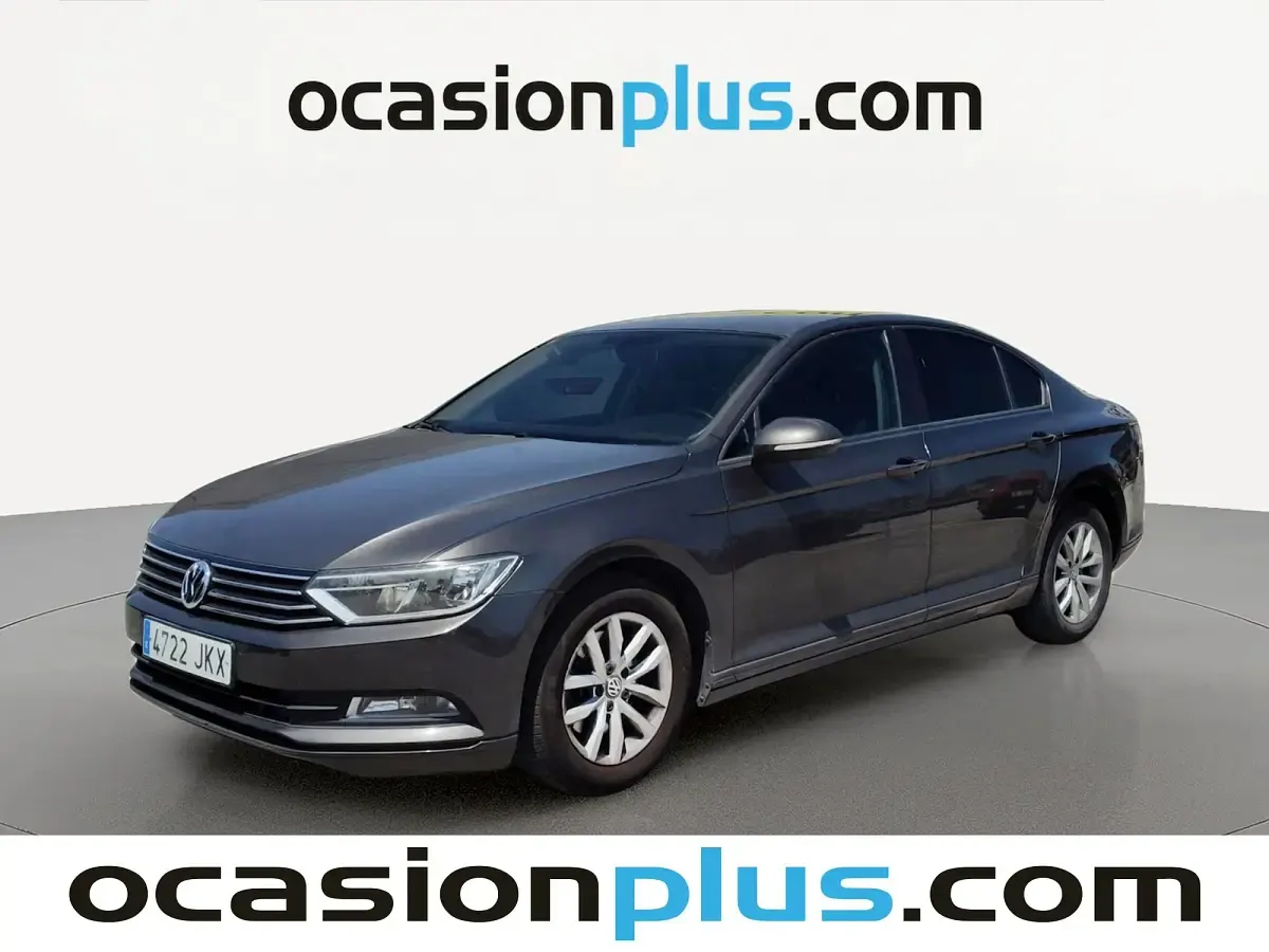 Usado VW Passat Advance 120 CV (88 kW) 2015 Berlina