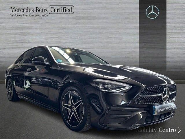 Usado Mercedes C200 AMG line 163 CV (119 kW) 2025 Negro obsidiana Berlina