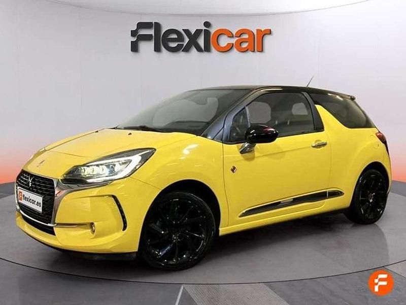 Usado DS Automobiles DS3 Crossback Performance 110 CV (80 kW) 2018 Amarillo SUV