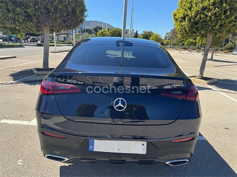 Usado Mercedes GLC300e 306 CV (225 kW) 2023 Azul Coupe