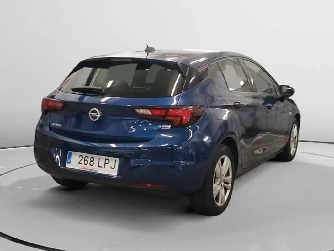 Usado Opel Astra GS Line 111 CV (81 kW) 2021 Azul Utilitario