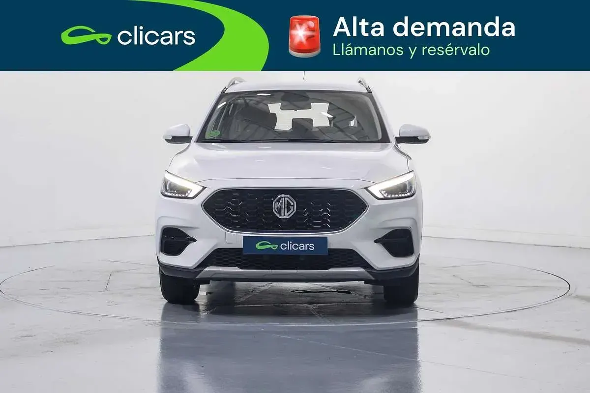 Usado MG ZS Comfort 106 CV (77 kW) 2024 Blanco SUV