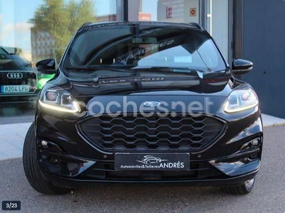 Usado Ford Kuga ST-Line 150 CV (110 kW) 2022 Negro SUV