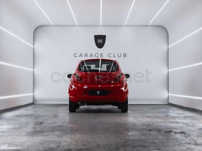 Usado Ford Ka 69 CV (50 kW) 2014 Rojo Berlina
