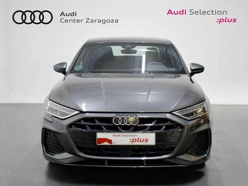 Usado Audi A3 S-Line 150 CV (110 kW) 2025 Gris / plata Berlina