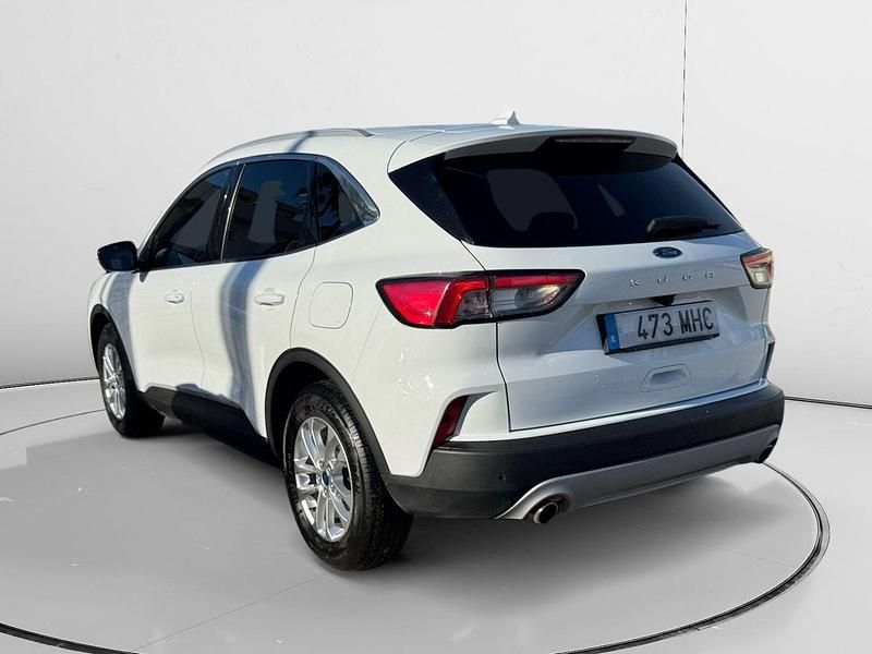 Usado Ford Kuga Titanium 120 CV (88 kW) 2023 Blanco SUV