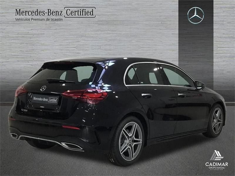 Usado Mercedes A200 163 CV (119 kW) 2024 Negro Berlina