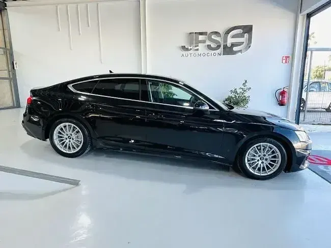 Usado Audi A5 Sportback 136 CV (100 kW) 2021 Negro Utilitario