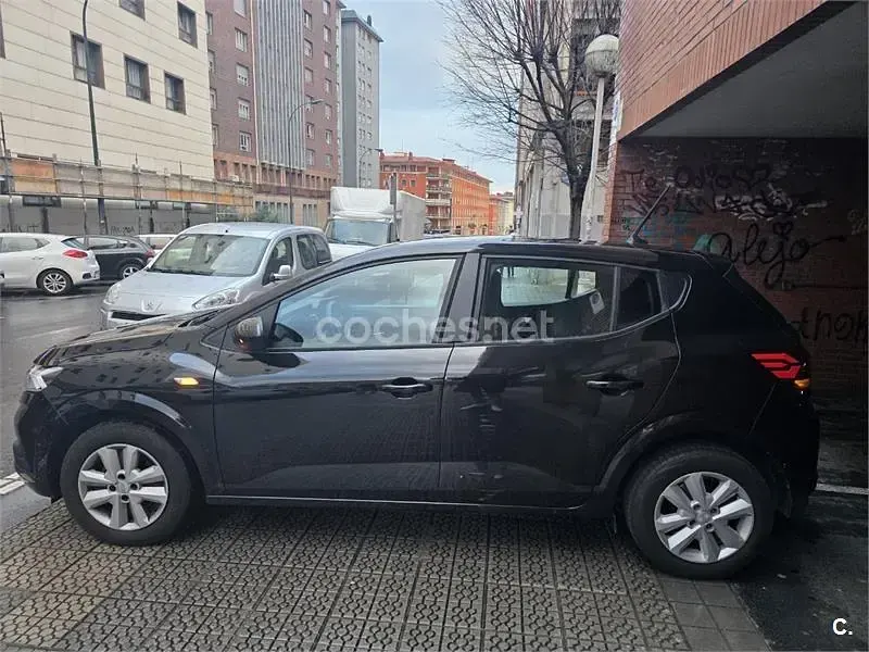 Usado Dacia Sandero Expression 101 CV (74 kW) 2022 Negro Berlina