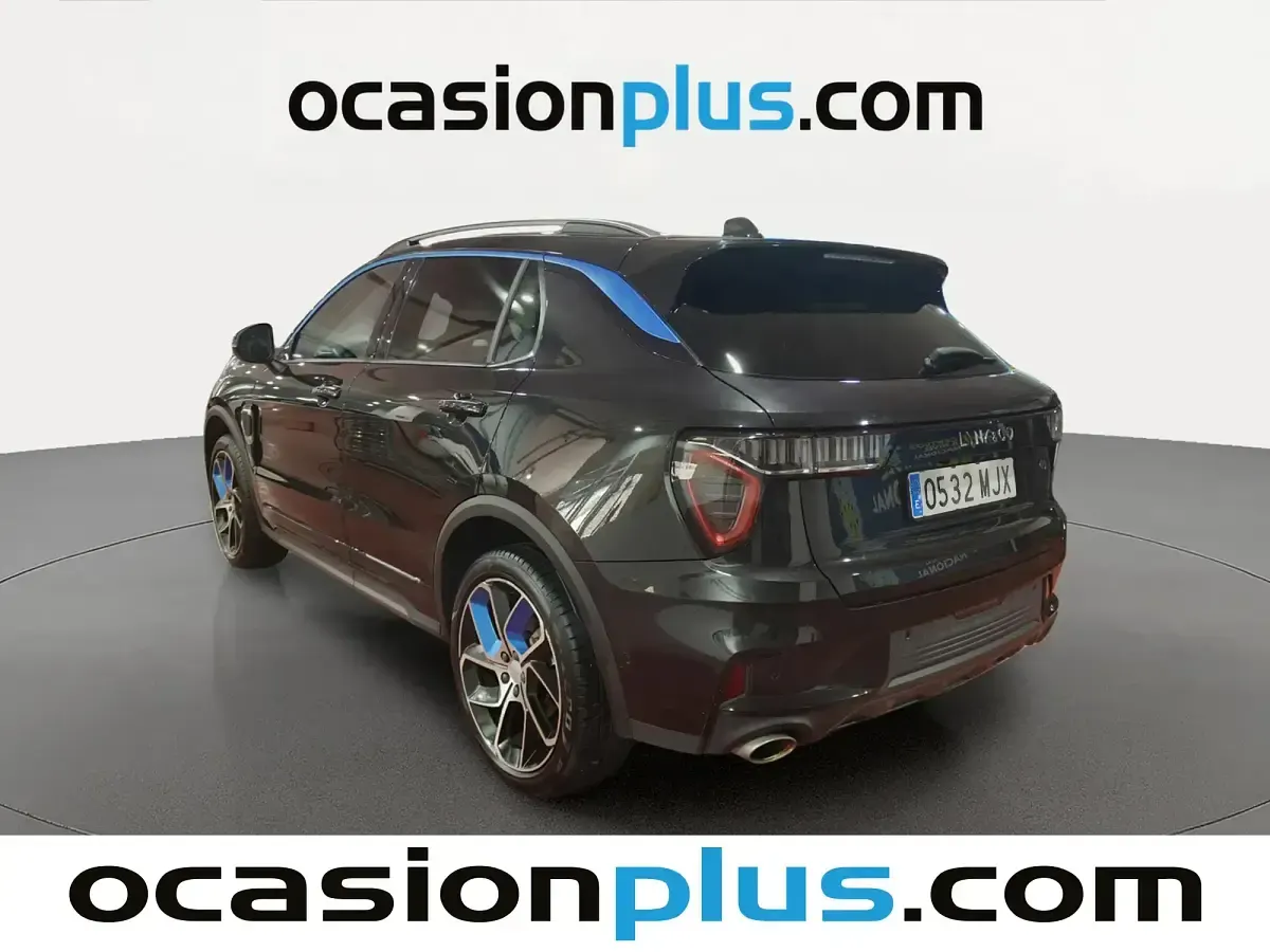 Usado Lynk & Co 01 261 CV (191 kW) 2023 Negro SUV