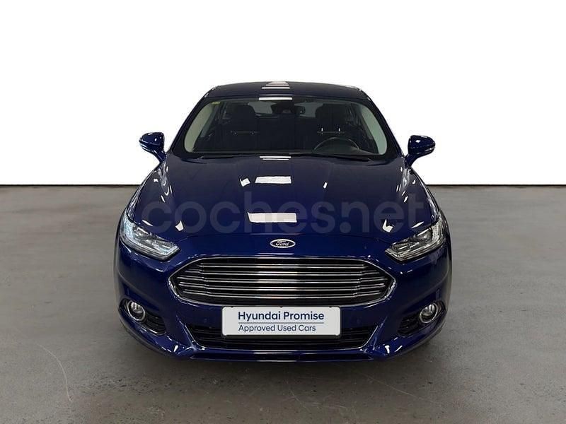 Usado Ford Mondeo Titanium 150 CV (110 kW) 2017 Azul Familiar