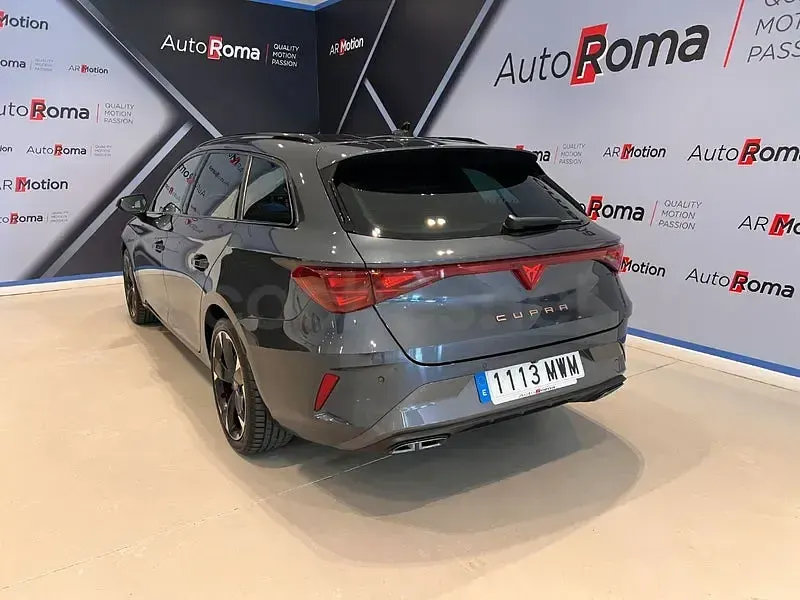 Usado Cupra Leon 150 CV (110 kW) 2025 Negro Familiar